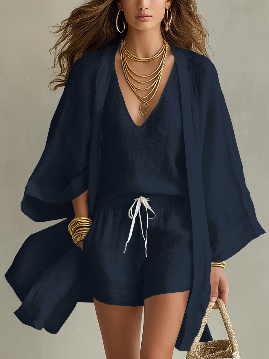 Samantha | Conjunto de Tres Piezas con Cárdigan Holgado, Top y Short con Cordón
