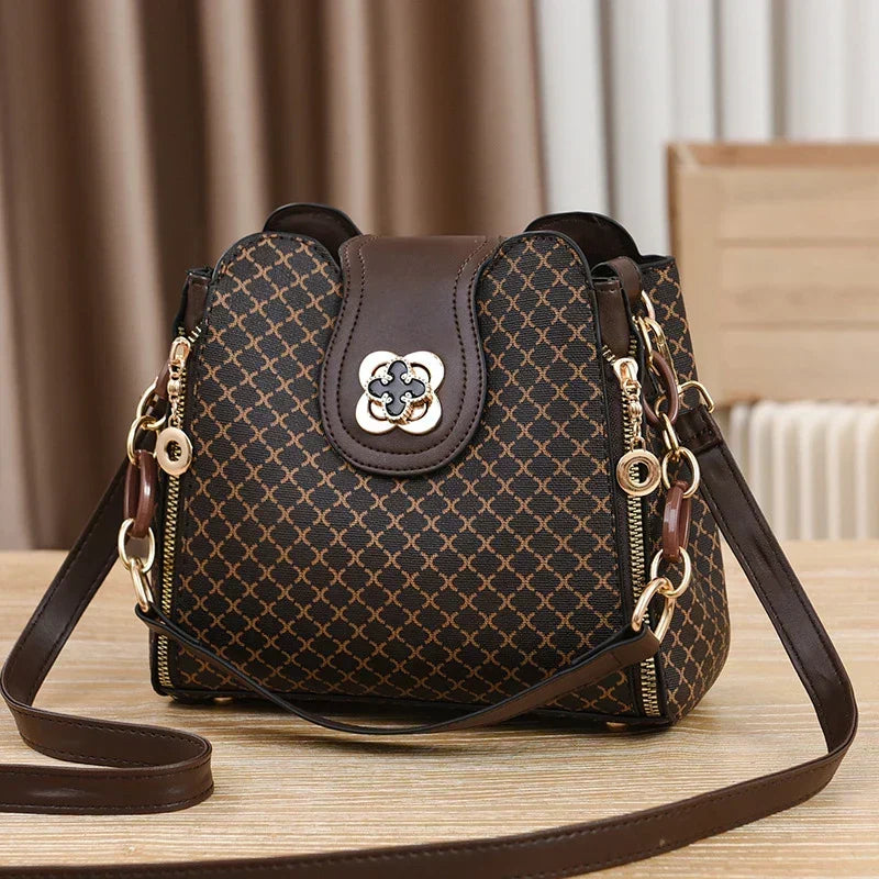 Milena | Bolso Acolchado con Detalles de Hebilla - Café