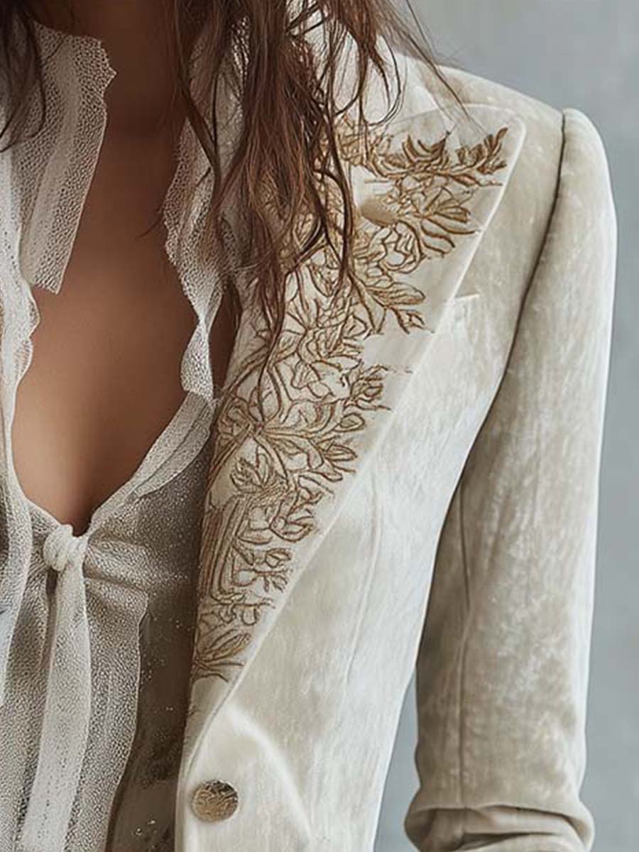 Anastasia | Blazer Entallado con Bordados